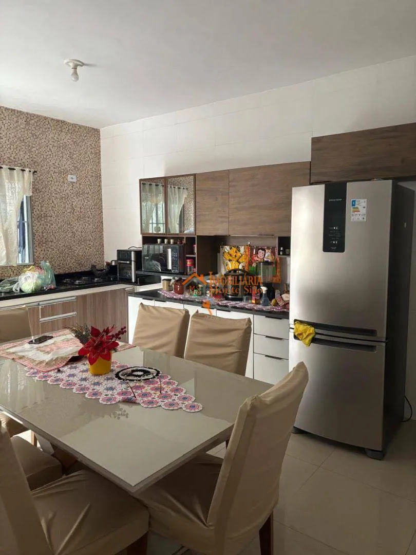 Imagem Sobrado com 4 dormitórios à venda, 166 m² por R$ 650.000,00 - Cidade Soberana - Guarulhos/SP