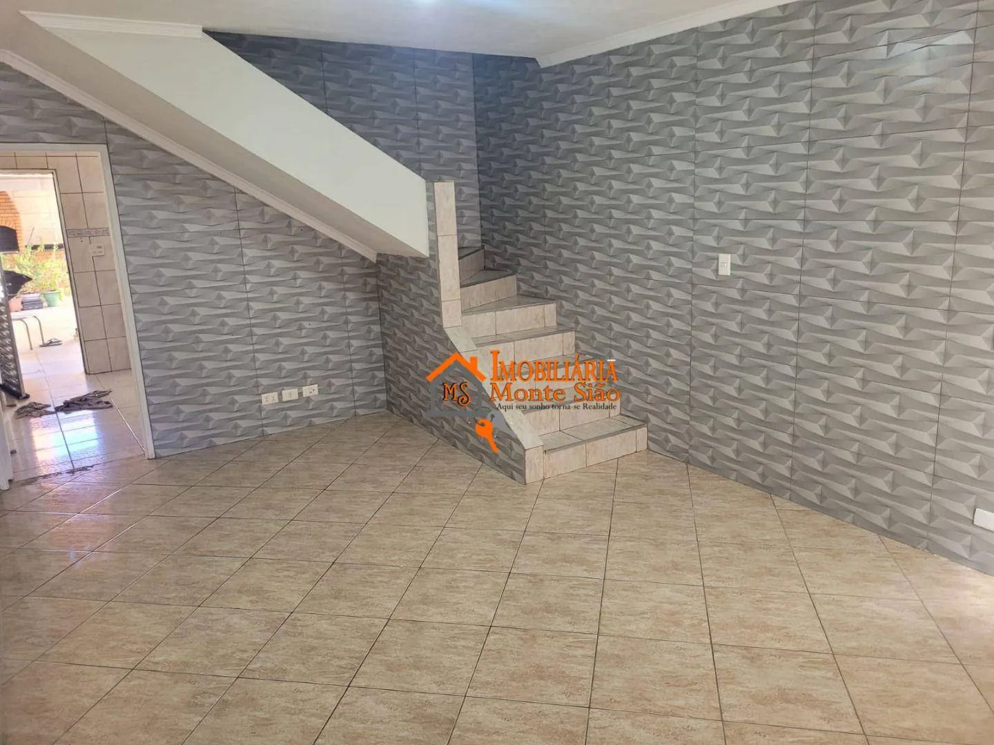 Imagem Sobrado com 2 dormitórios à venda, 188 m² por R$ 599.000,00 - Vila Fátima - Guarulhos/SP