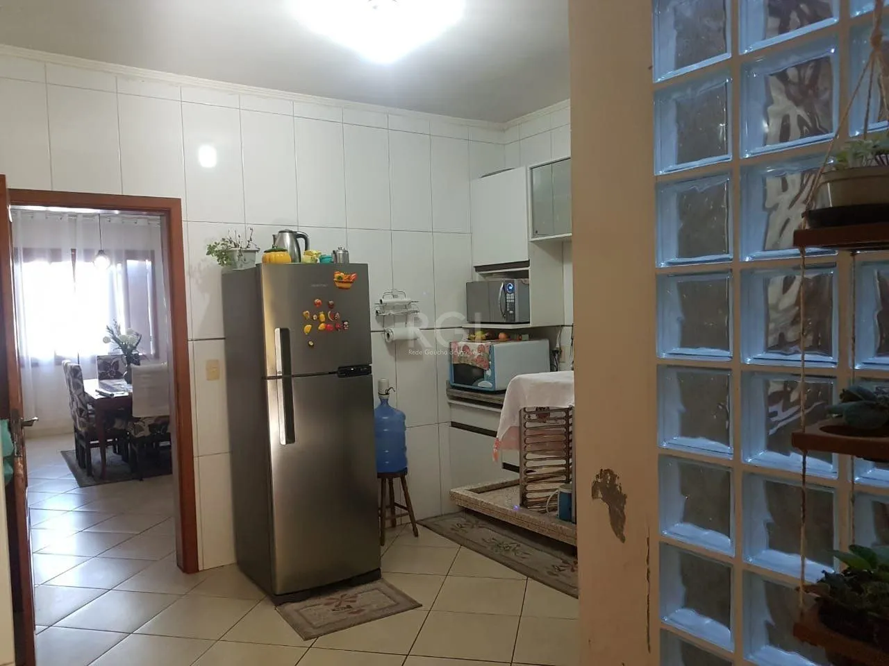 Imagem Casa para Venda - 300m², 4 dormitórios, sendo 1 suites, 2 vagas - Glória