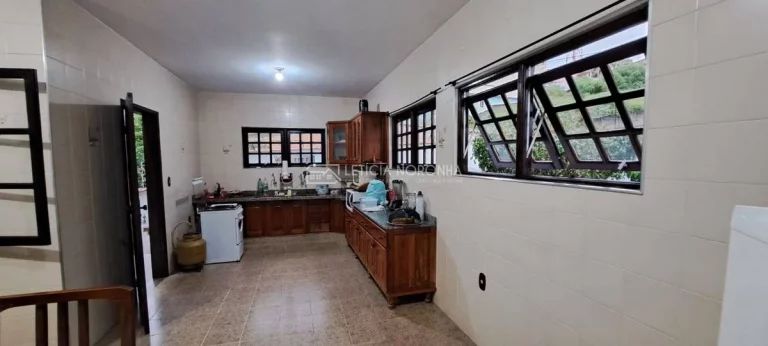 Imagem Casa á venda.