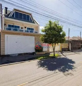 Sobrado Triplex com 3 quartos em São José dos Pinhais