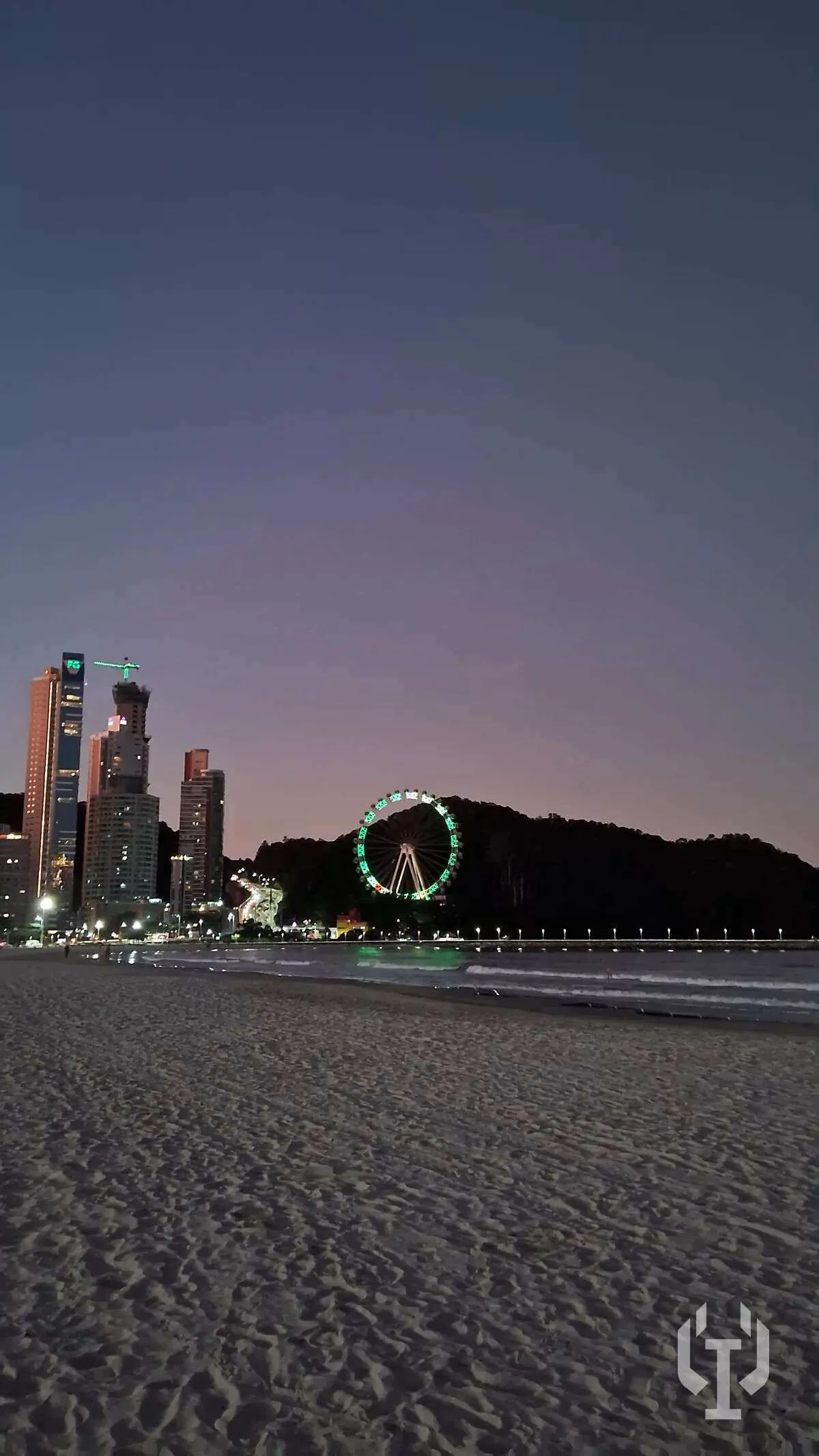 Imagem Terreno à venda em Balneário Camboriú, Centro, 791m2