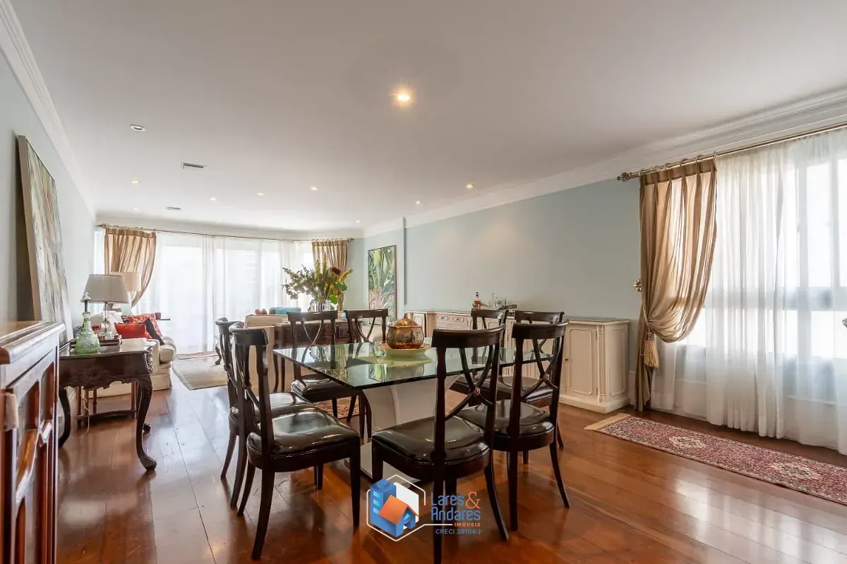 Foto do imóvel Duplex para venda em Indianópolis com 5 quartos, sendo 3 suítes, 288m² em Avenida Pavão