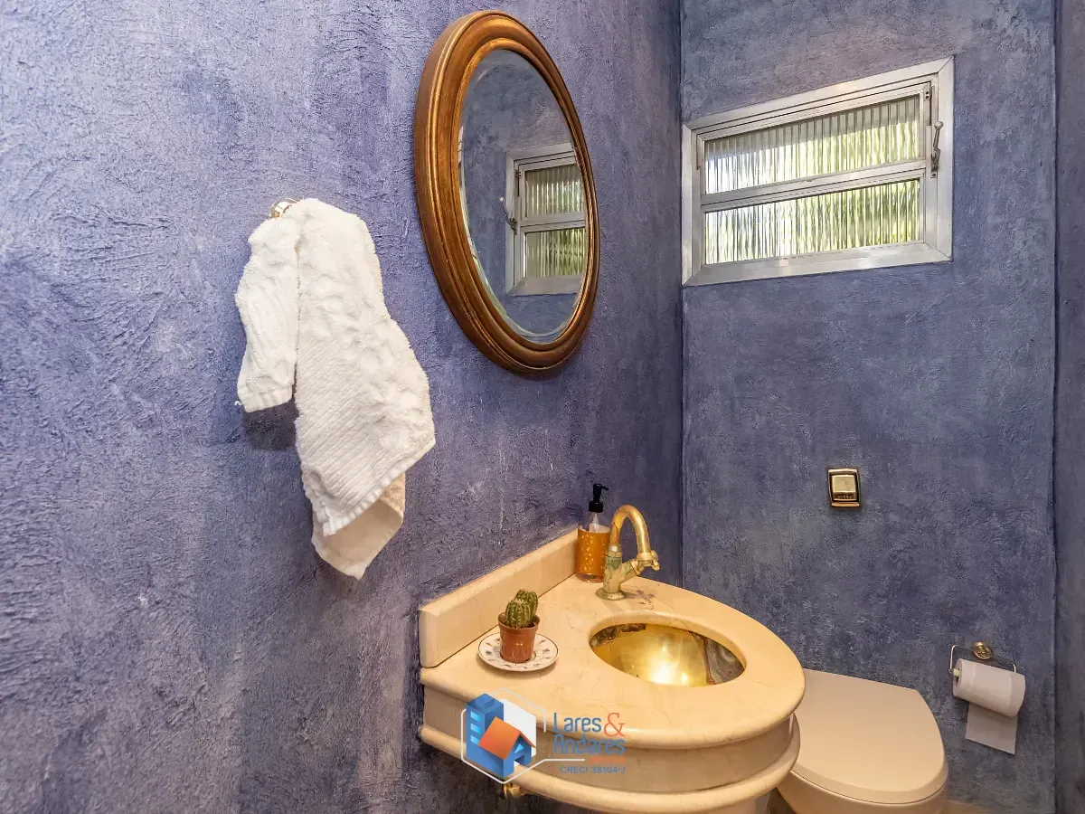 Imagem Casa para venda em Pacaembu com 5 quartos, sendo 1 suíte, 318m²