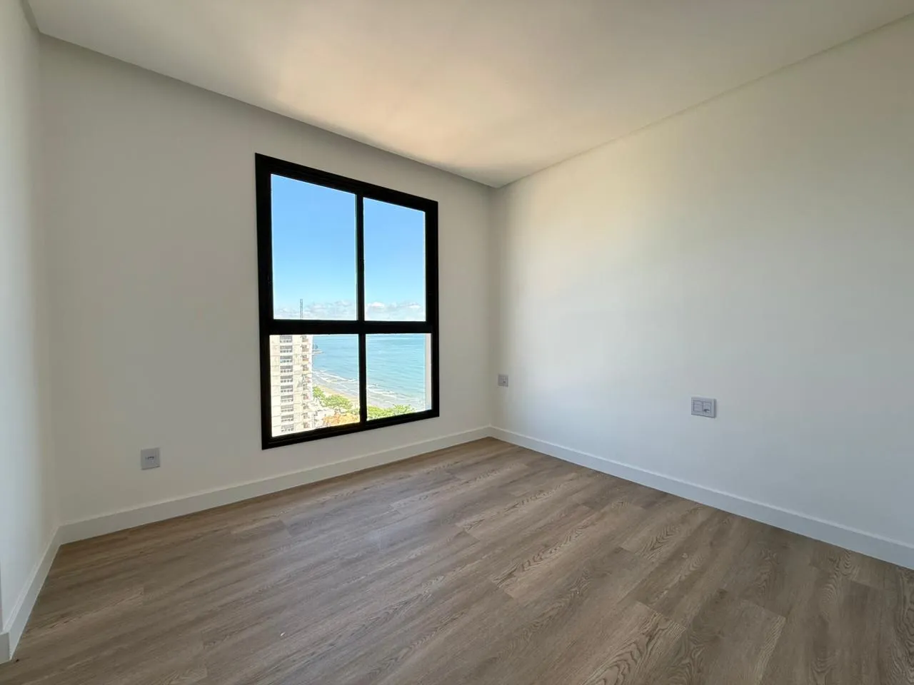 Imagem Apartamento com vista para o mar à venda com 197.02m2 por R$ 4.500.000,00