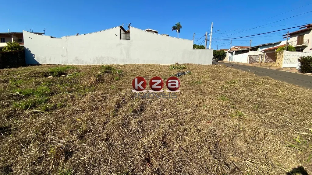 Imagem Terreno de esquina à venda em Valinhos-SP, no Jardim das Vitórias Régias, com 302,00 m² de área!