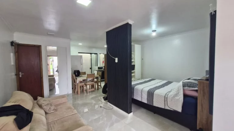 Imagem Encantadora Casa (Kitnet) à Venda no Bairro Encantada, Garopaba-SC