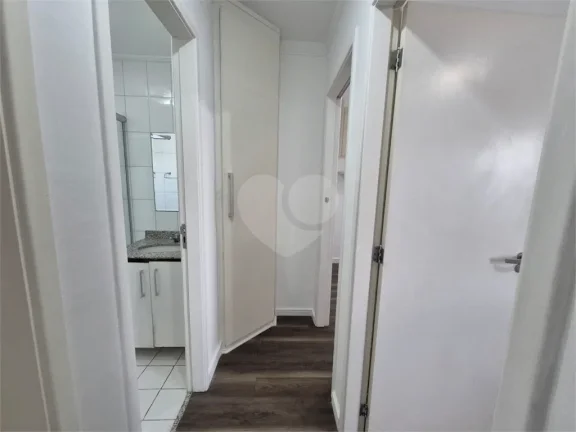 Imagem Apartamento à venda com 2 quartos, sendo 1 suíte, no condomínio Oásis Residencial Club Lapa, São Paulo - SP