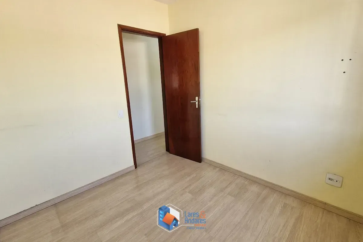 Imagem Sobrado para venda em Jardim Virginia Bianca com 4 quartos, 123m²