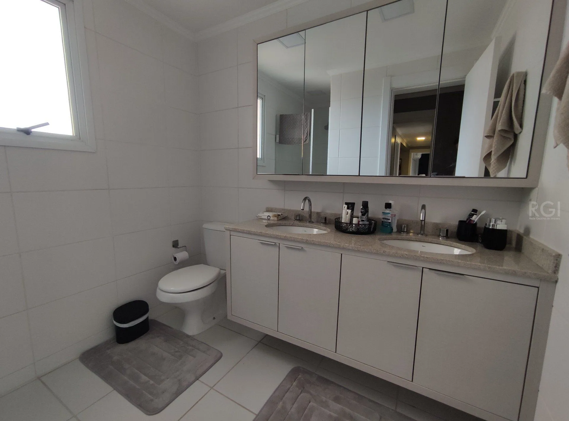 Imagem Apartamento para Venda - 162.53m², 3 dormitórios, sendo 3 suites, 2 vagas - Jardim Do Salso