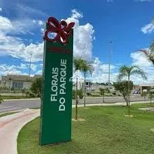 Imagem Sobrado à venda no Condomínio Florais do Parque | 4 suítes | Energia solar |
