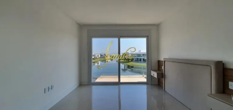 Imagem BEIRA DE LAGO, VISTA PANORÂMICA mobiliado e decorado