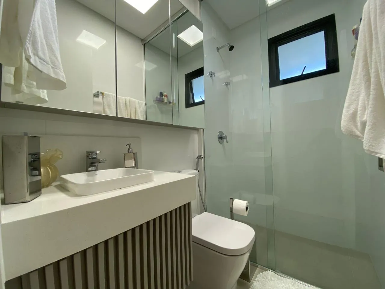 Imagem Apartamento à venda com 160m2 por R$ 3.800.000,00
