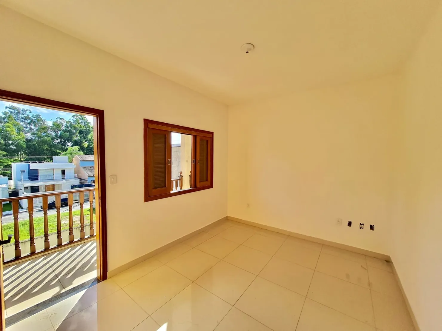 Imagem Casa à venda 3 Quartos, 1 Suite, 4 Vagas, 250M², Jardim Independência, Taubaté - SP | Residencial Recanto Verde