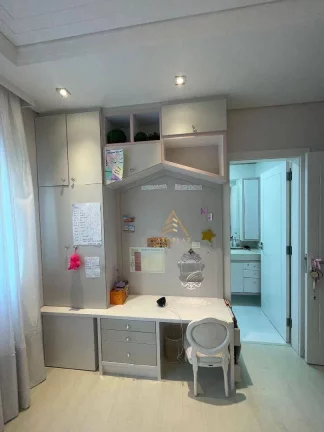 Imagem Apartamento com 3 dormitórios à venda, 138 m² por R$ 3.694.959,10 - Centro - Balneário Camboriú/SC