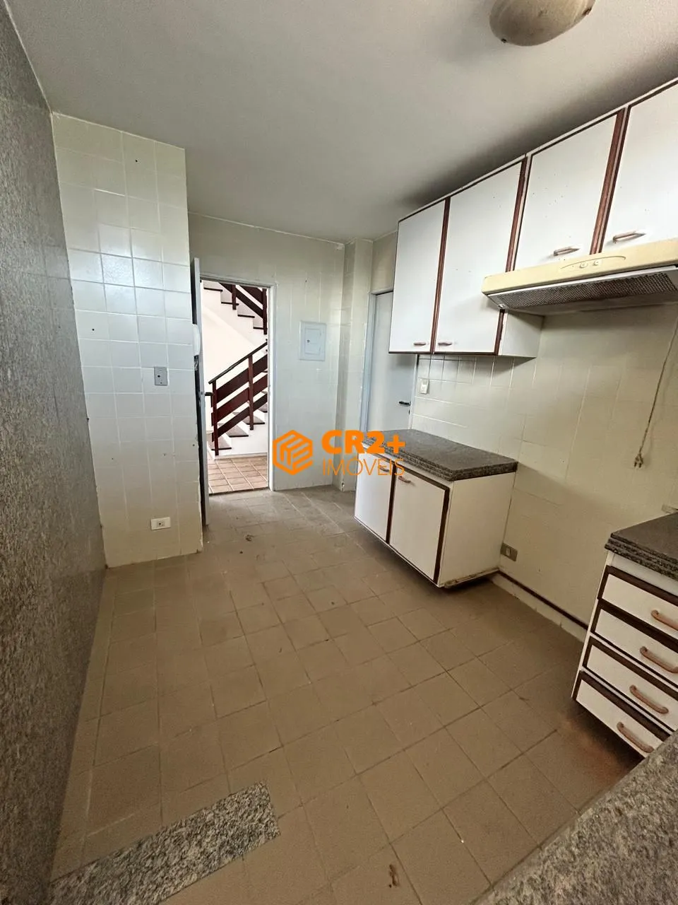 Imagem Vendo Cobertura Duplex à Beira-Mar em Candeias Oportunidade Única! 240m²