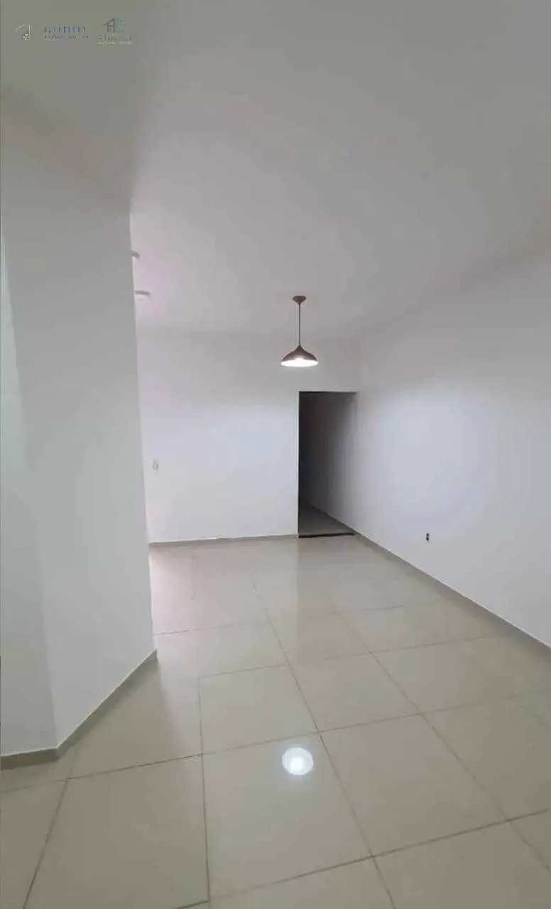 Imagem Linda Casa à Venda - Bairro Mombaça | Pindamonhangaba/SP