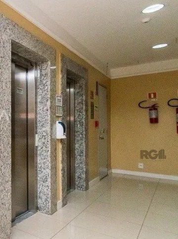 Imagem Apartamento 2 dormitórios, suíte, 83 m² e 2 vaga(s) de garagem. .