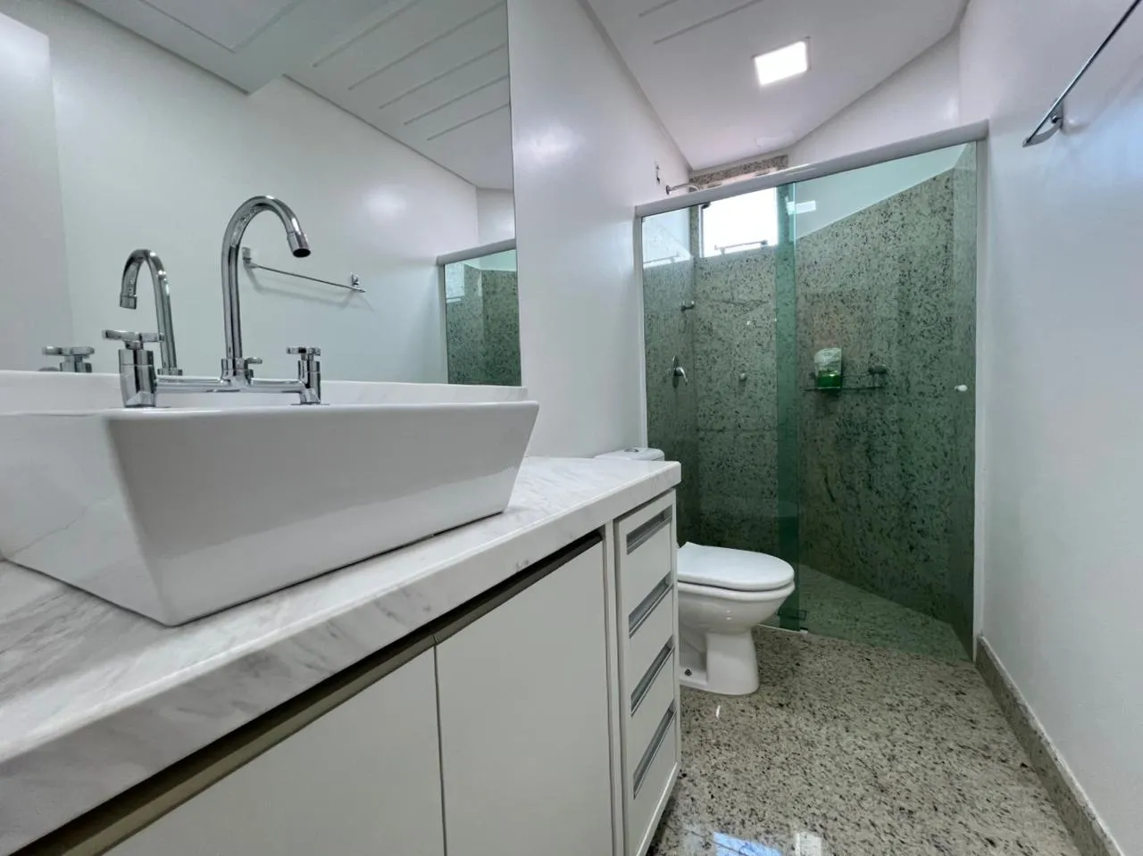 Imagem Apartamento com vista para o mar à venda com 350m2 por R$ 10.500.000,00