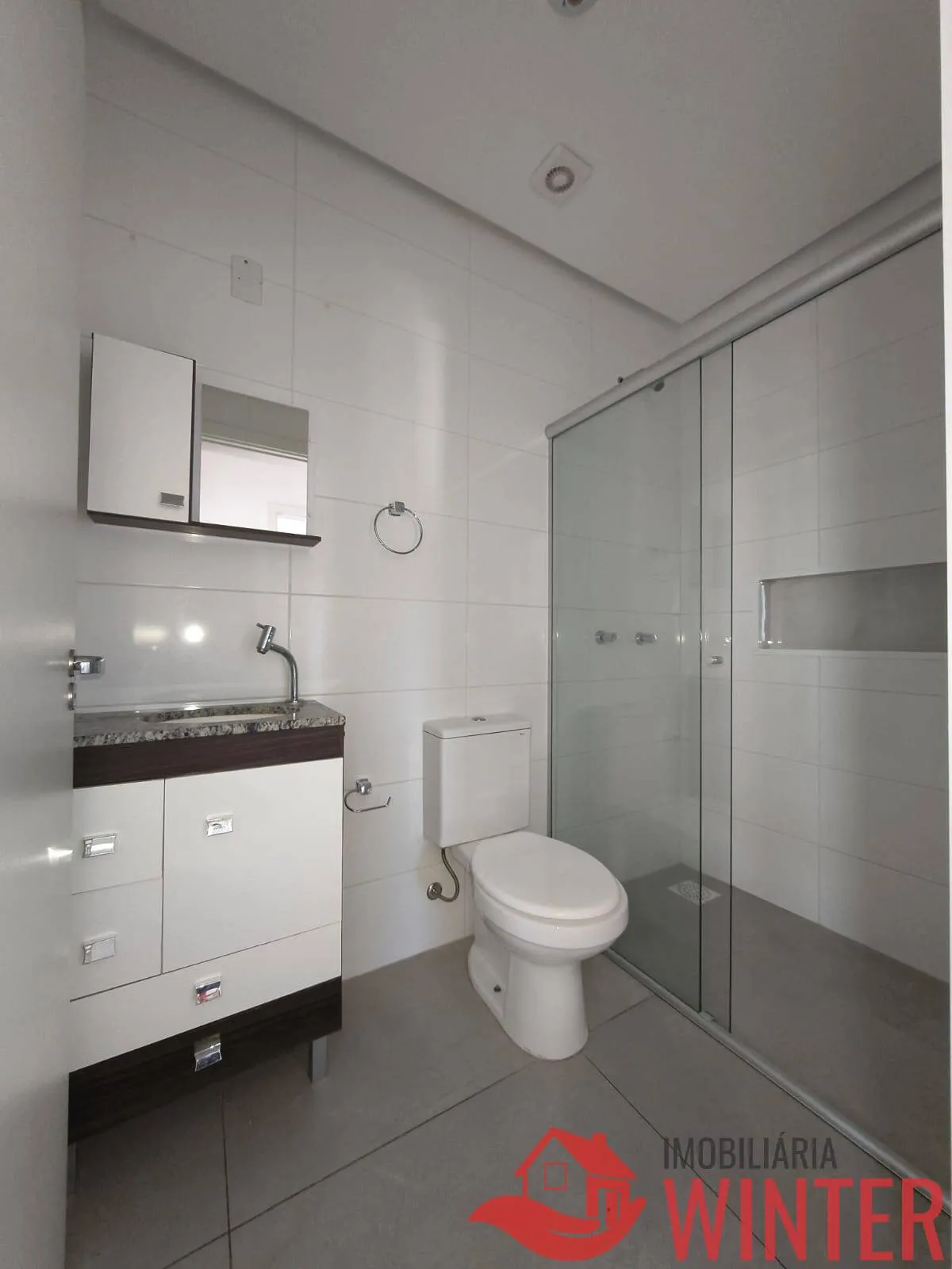 Imagem Lindo apartamento semi mobiliado de 3 quartos no centro de Feliz.