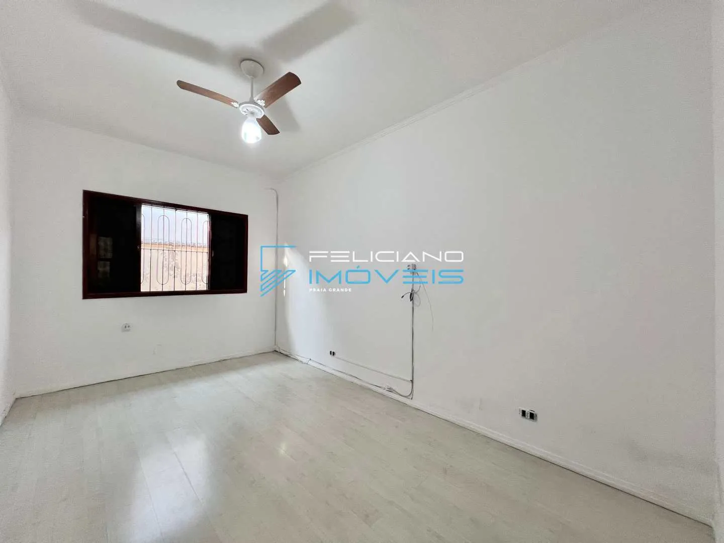 Imagem Casa com 2 quartos, Canto do Forte, Praia Grande - R$ 750 mil, Cod: 5105