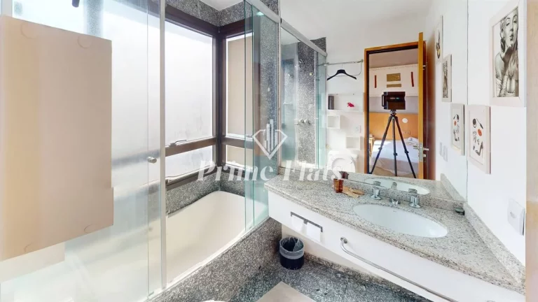 Imagem Flat disponível para venda no Radisson Hotel Paulista São Paulo, com 30m², 1 dormitório e 1 vaga de garagem