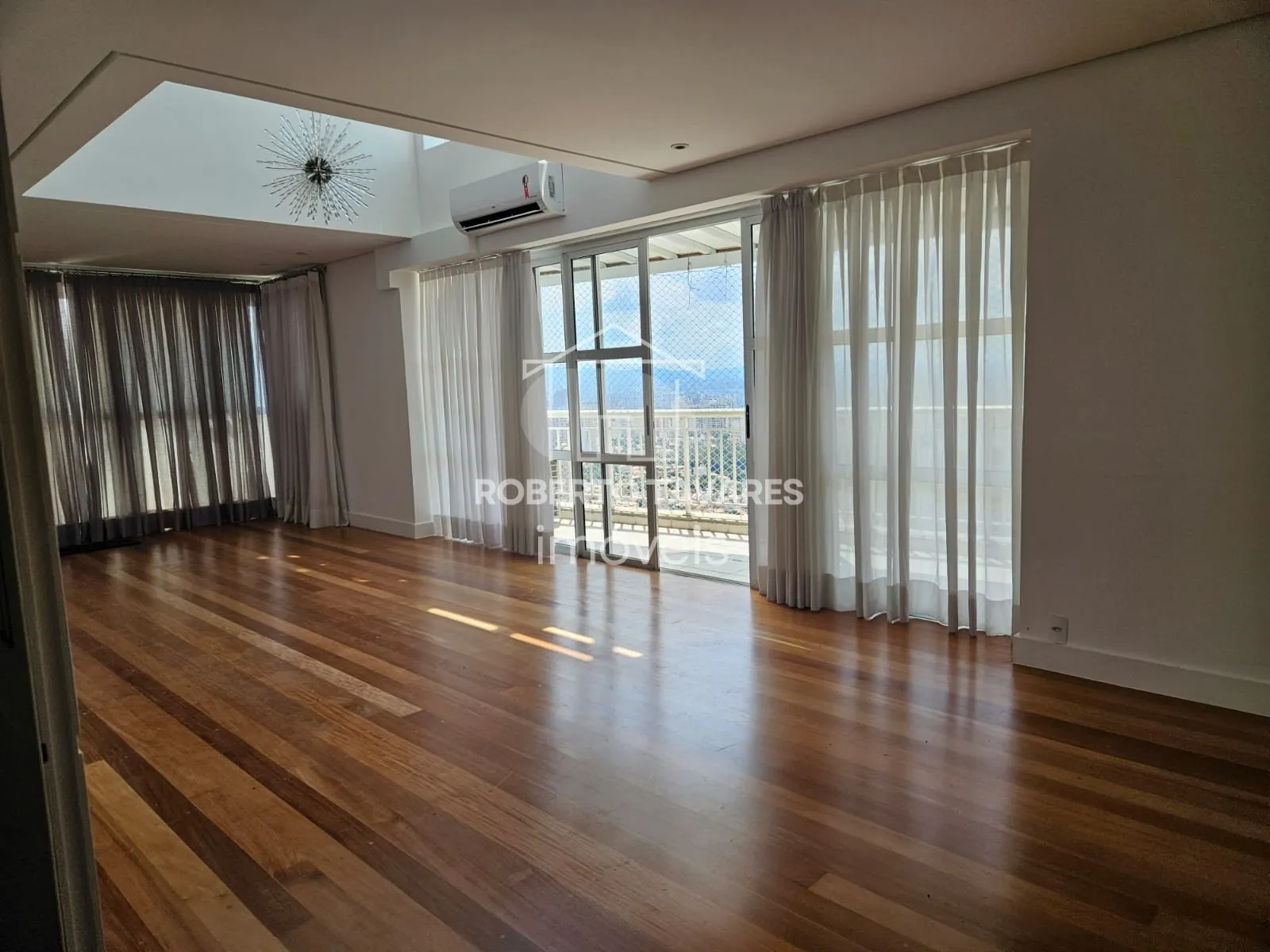 Foto do imóvel Cobertura de 4 quartos, 320m² no bairro Vila Mariana, em São Paulo em Vila Mariana, São Paulo - SP