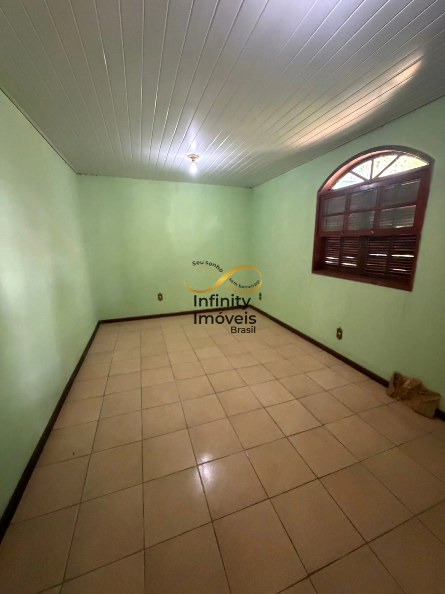 Imagem Casa à venda no bairro Castelo - Belo Horizonte/MG