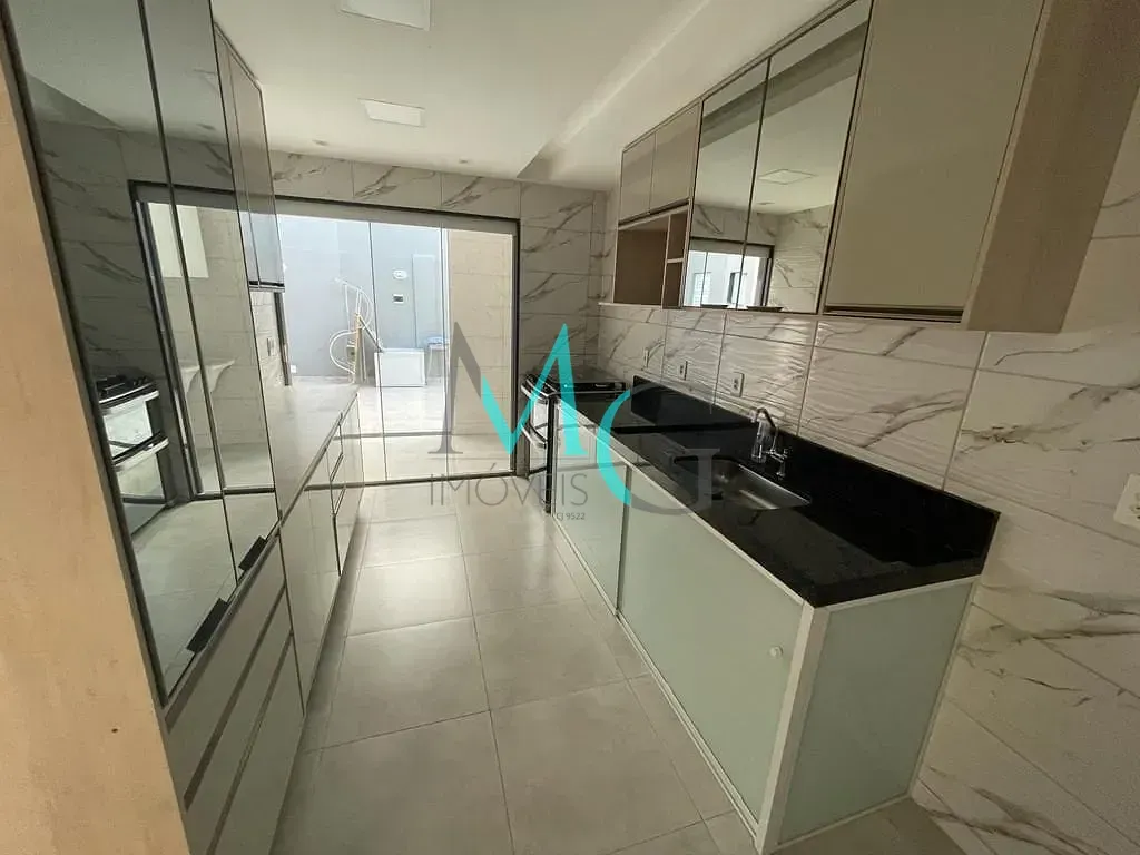 Imagem Casa com 3 dormitórios à venda, 180 m² por R$ 790.000,00 - Senador Vasconcelos - Rio de Janeiro/RJ