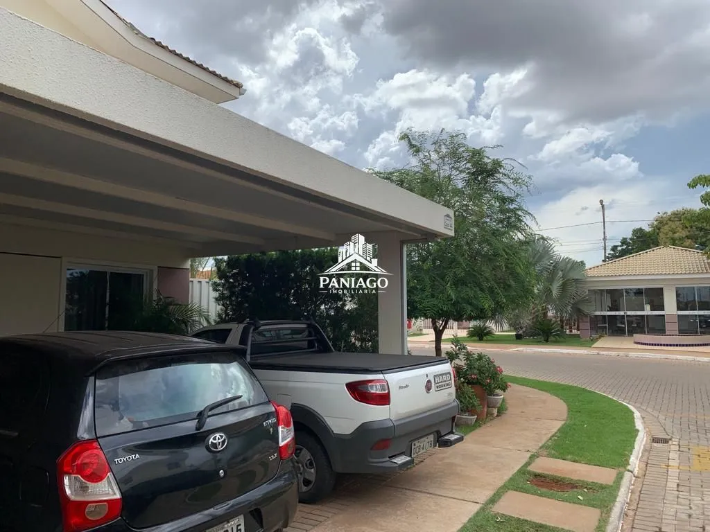 Imagem Sobrado de Esquina no Condomínio Solar das Torres com Energia Solar