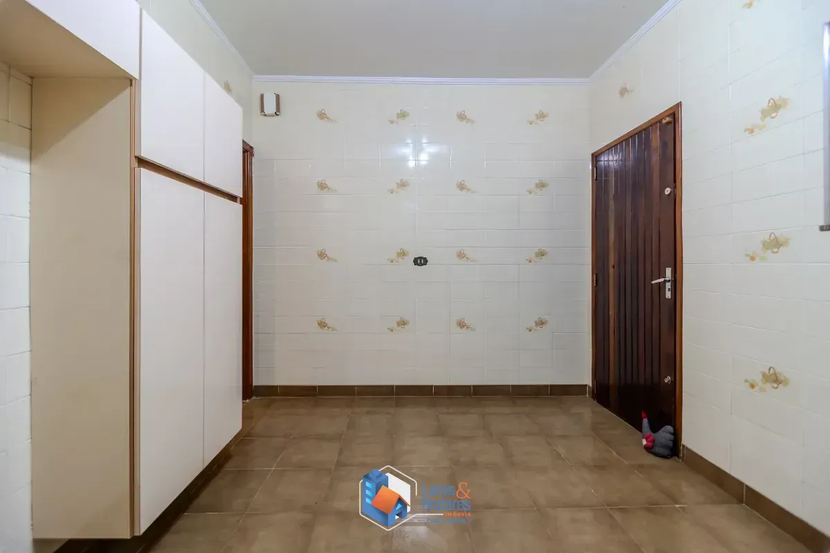 Imagem Sobrado para venda em Bosque da Saúde com 2 quartos, 183m²