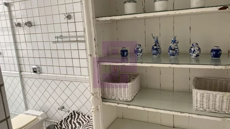 Imagem Aluguel de Apartamento Padrão com 3 Dormitórios em Pitangueiras, Guarujá