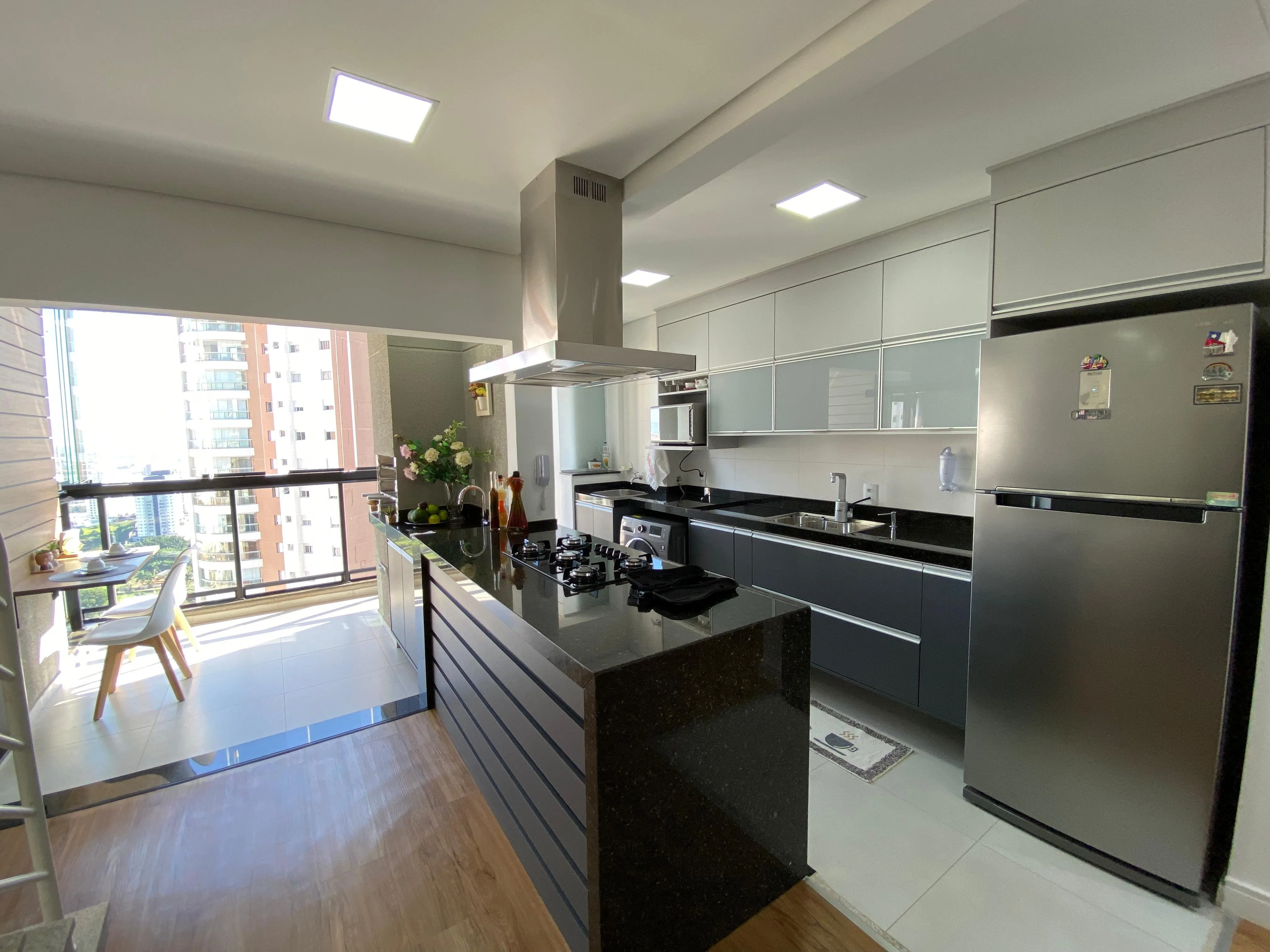 Imagem Luxuoso Duplex de 129m² com Vista Panorâmica em Sorocaba: Três Suítes, Sacada Gourmet e Condomínio de Alto Padrão