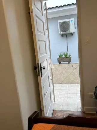 Imagem Casa sobreposta alta à venda com 3 dormitórios e solarium na Ponta da Praia em Santos/SP