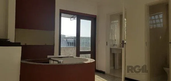 Imagem Vende-se bela cobertura de 122m², 2 quartos 2 vagas, desocupado - Auxiliadora