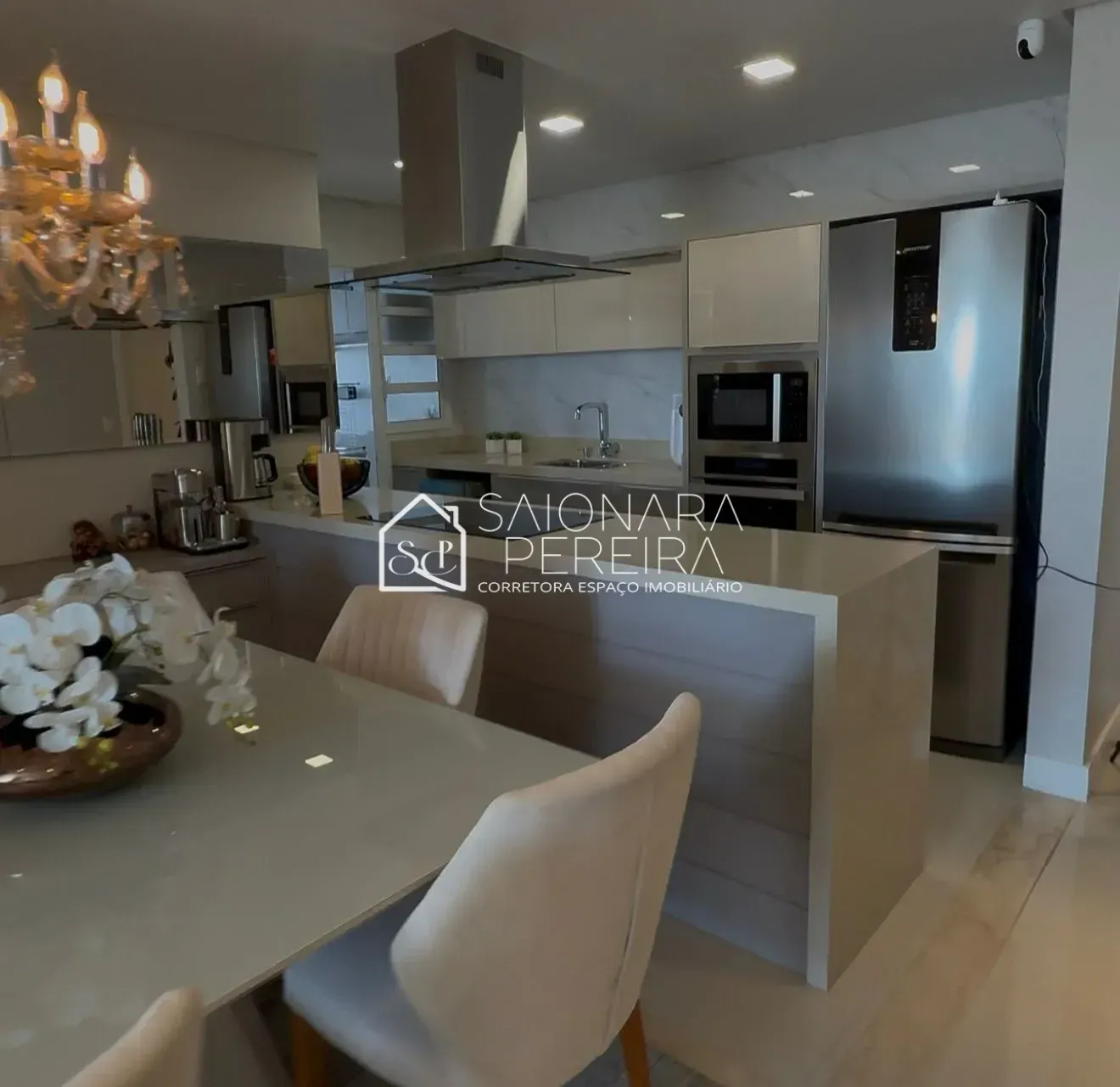 Imagem Apartamento com 3 dormitórios e 2 vagas em Nossa Senhora do Rosário, São José/SC