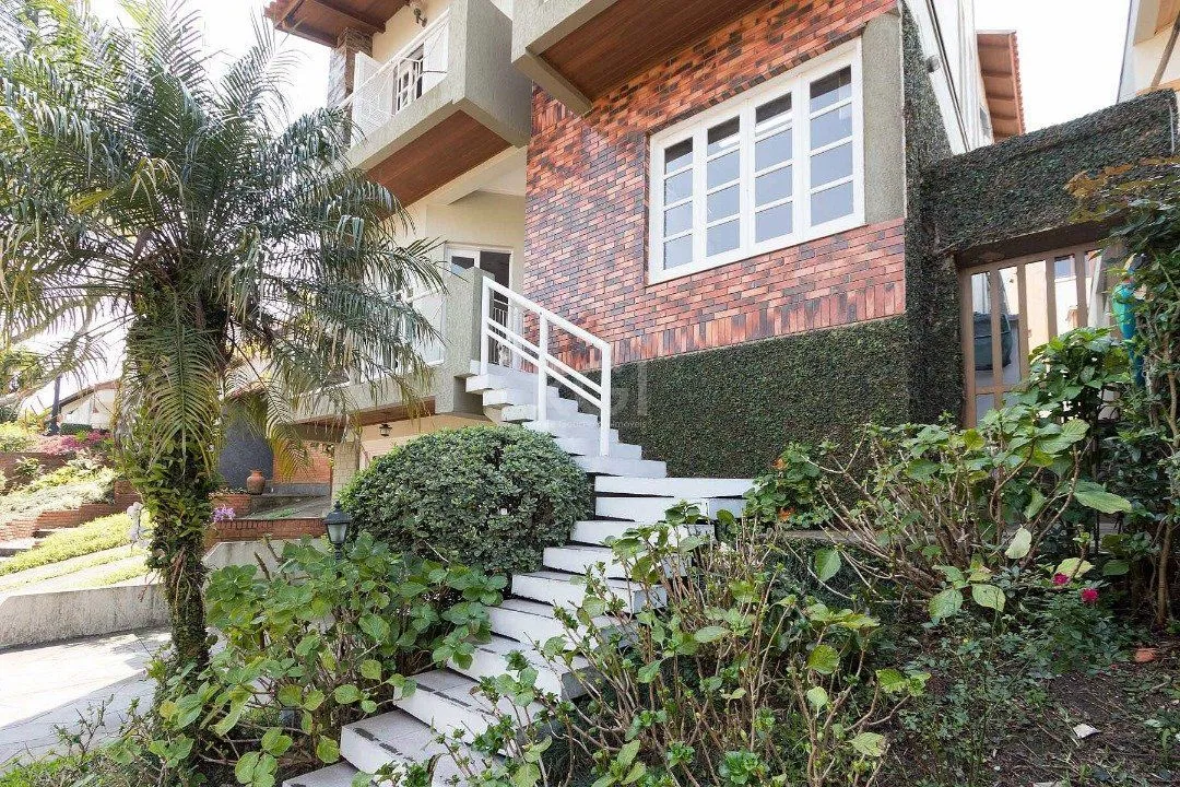 Imagem Casa Condominio para Venda - 297.63m², 4 dormitórios, sendo 1 suites, 2 vagas - Espirito Santo