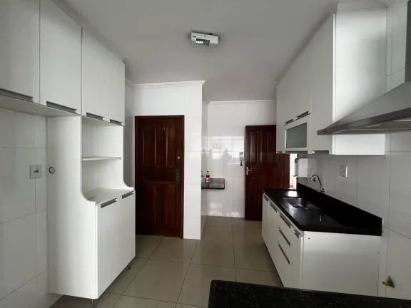 Imagem Apartamento à venda em Belo Horizonte-MG, Ouro Preto: 3 quartos, 1 suíte, 1 sala, 2 banheiros, 1 vaga que cabe 2 carros, 93m²!