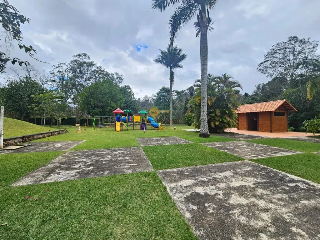 Imagem Terreno em Condomínio para Venda em Teresópolis / RJ no bairro Parque do Imbui
