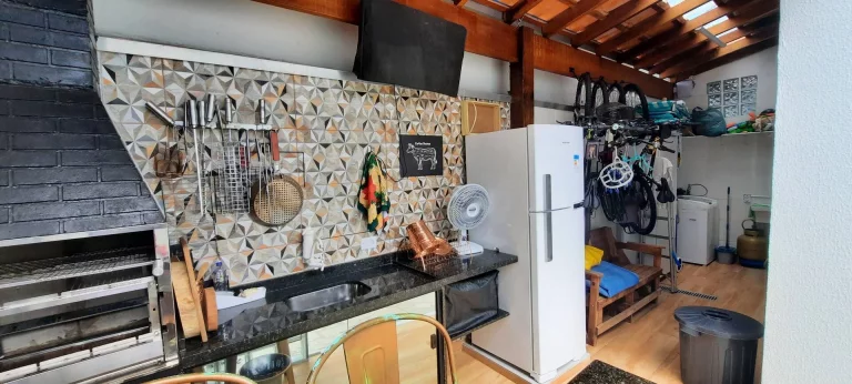 Imagem Oportunidade! Sobrado em condomínio fechado Caraguatatuba SP