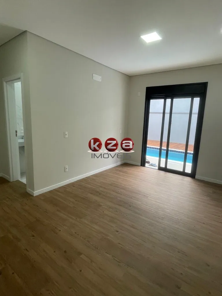 Imagem Casa de Luxo em Condomínio: 3 Quartos, 3 Suites, 3 Salas - Campinas-SP, Condomínio Residencial Luzern Swiss Park - 200m²