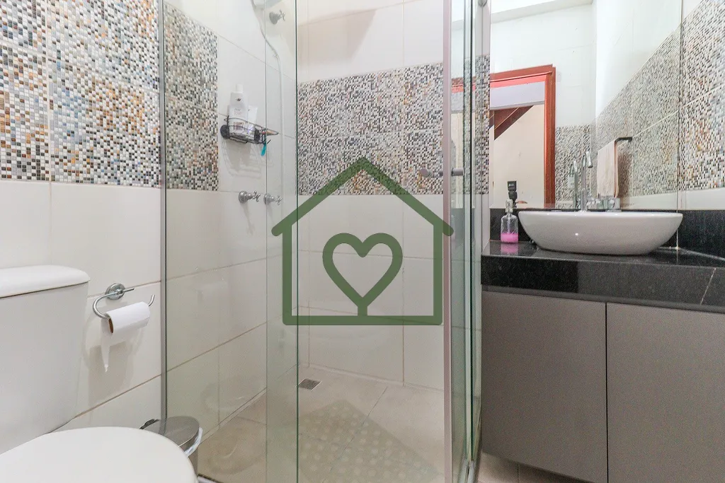 Imagem Casa no Residencial Parque Guadalupe entre a Sociedade Hípica de Porto Alegre e Sociedade do BRDE, ...