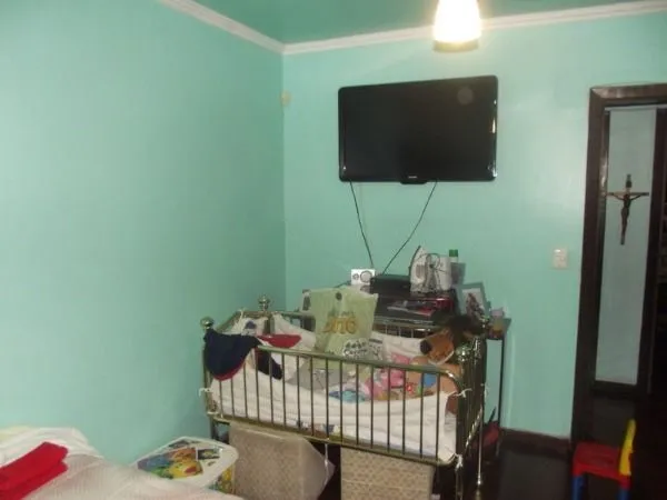 Imagem Casa com 03 quartos em terreno de 13:20 x 7501, no bairro Medianeira