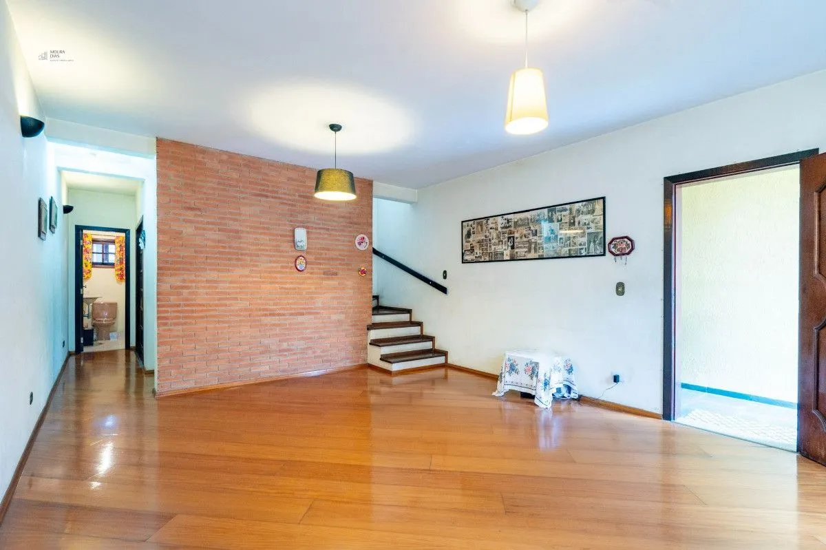 Imagem Casa Sobrado no Alto da Lapa 191m² com3 Dormitórios (1 Suíte) com versátil casa no fundo do terreno ( home office) e 2 vagas