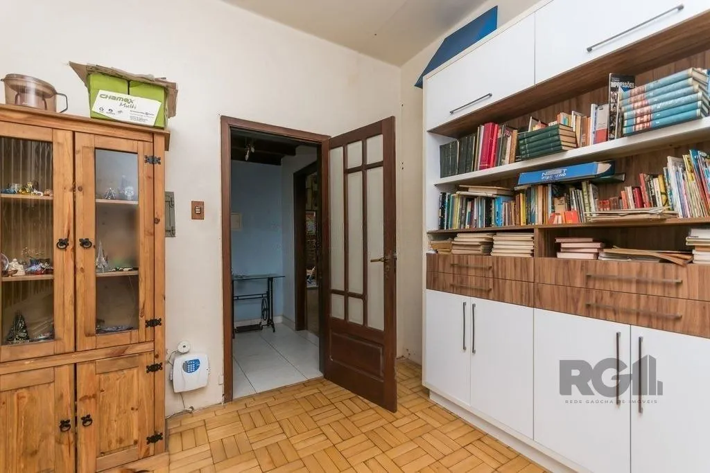 Imagem Excelente casa de 150m² com 3 dormitórios e 2 vagas.