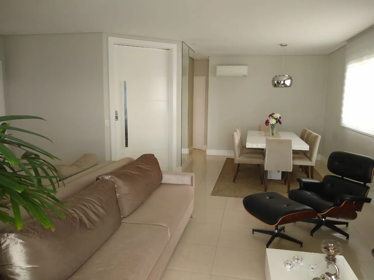 Imagem Apartamento 3 Suítes, 236 m² Condomínio L' Essence, Rua do Mercadão Parque Campolim.