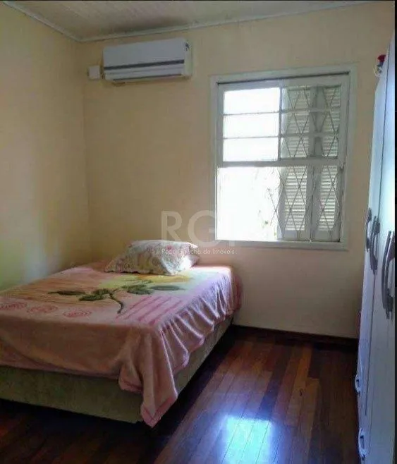 Imagem CASA EM 2 TERRENOS NO BAIRRO MEDIANEIRA