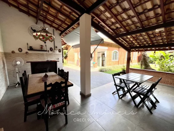 Imagem Lindo imóvel residencial a 80 mts da Praia
