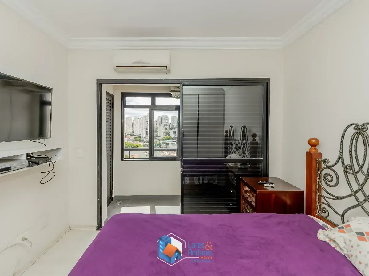 Imagem Cobertura para venda em Vila Gumercindo com 3 quartos, sendo 1 suíte, 185m²
