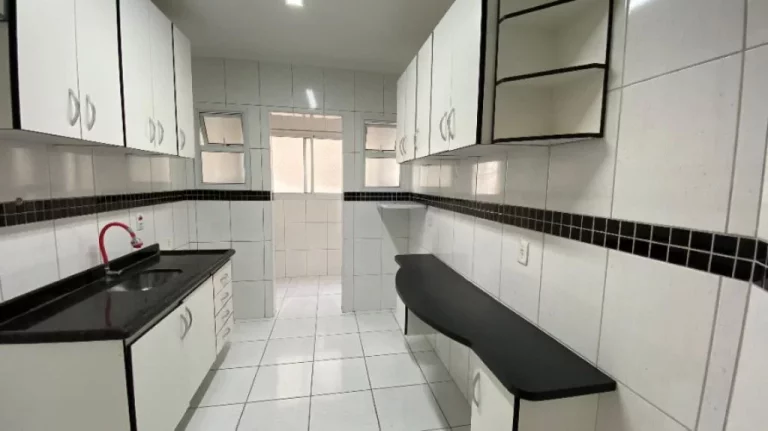 Imagem EXCELENTE APARTAMENTO NA GUILHERMINA 2 DORMITÓRIOS 1 SUÍTE!!!